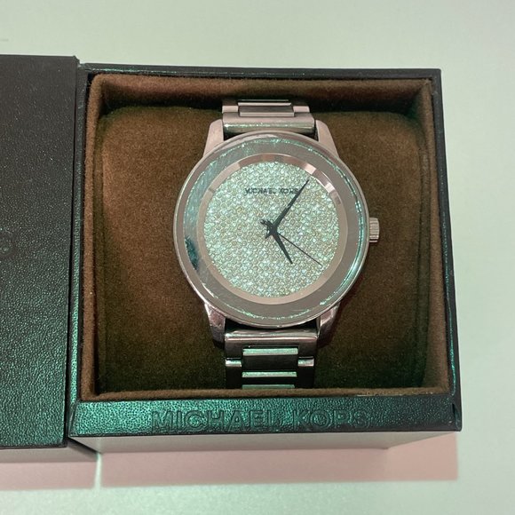 MICHAEL KORS Kinley Pavé Silver-Tone Watch -Rhinestone/Crystal Encrusted Face - Picture 1 of 14